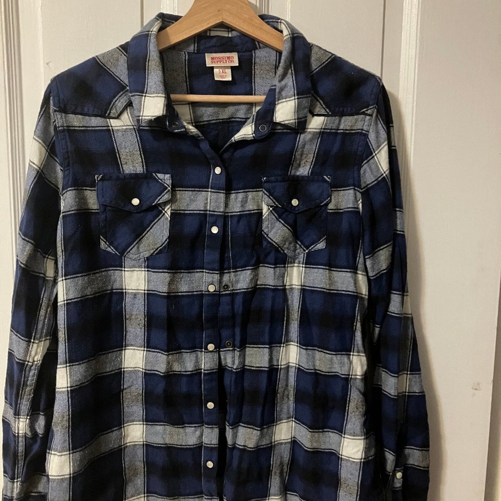 Mossimo Blue Plaid Flannel size XL